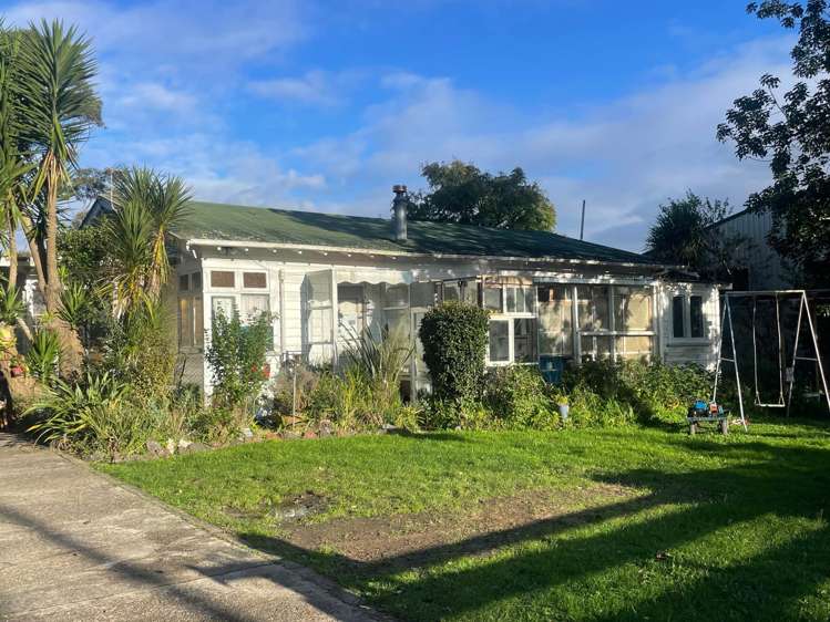 369 Upper Harbour Drive Greenhithe_1