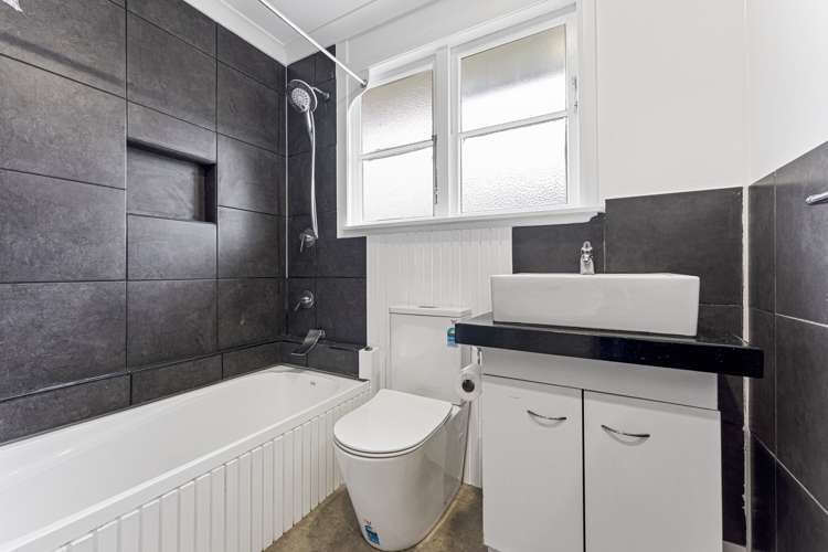 19 Botanical Road Takaro_5