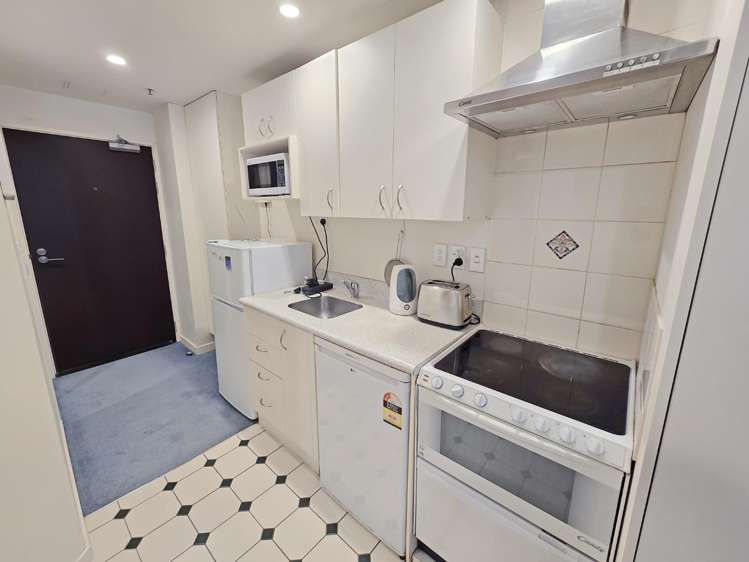 4d/163 The Terrace Wellington Central_3