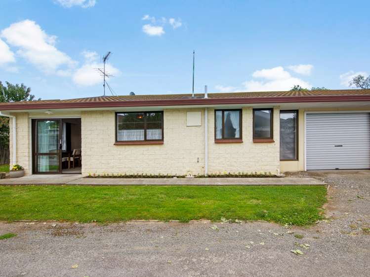 2/13a Muller Road Blenheim Central_13