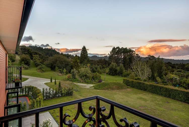 323f Huia Road Titirangi_13