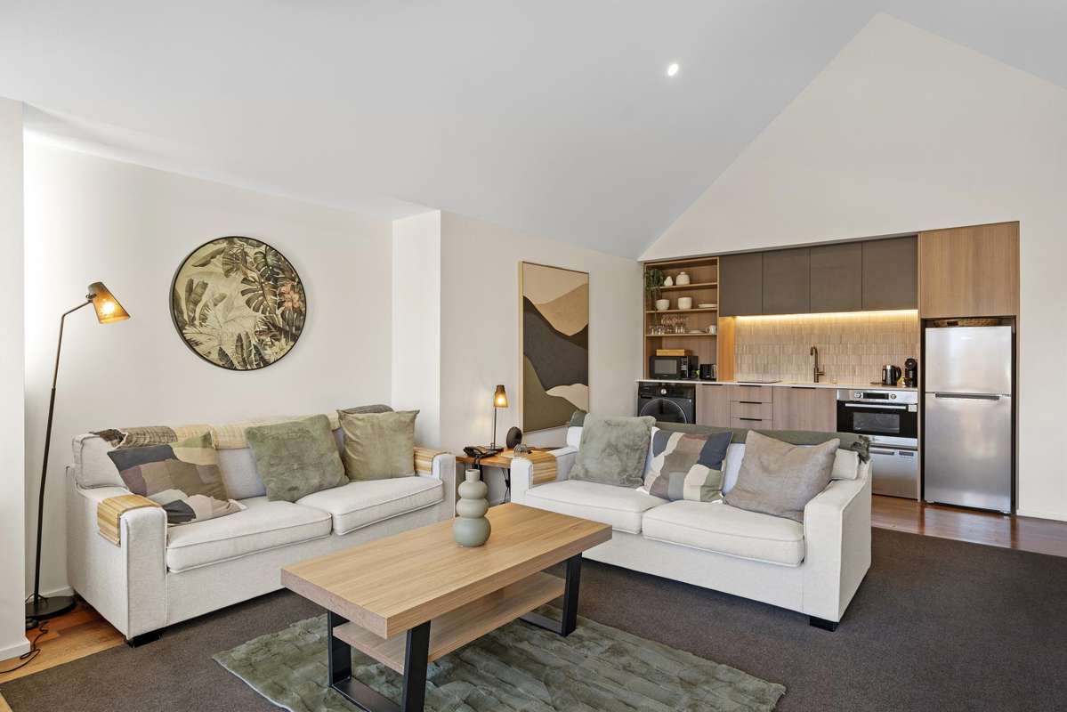 8/6 Harts Creek Lane, Clearwater_4