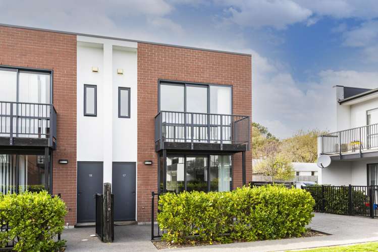 17/17 Bunyan Street Waltham_15