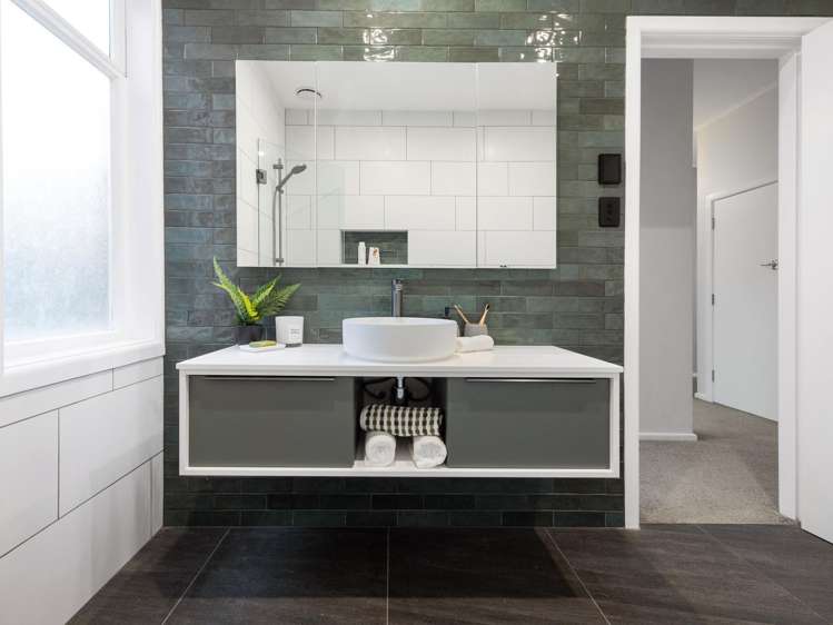 5 Partington Place Beerescourt_12