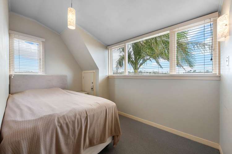 24 Pah Road Cockle Bay_17