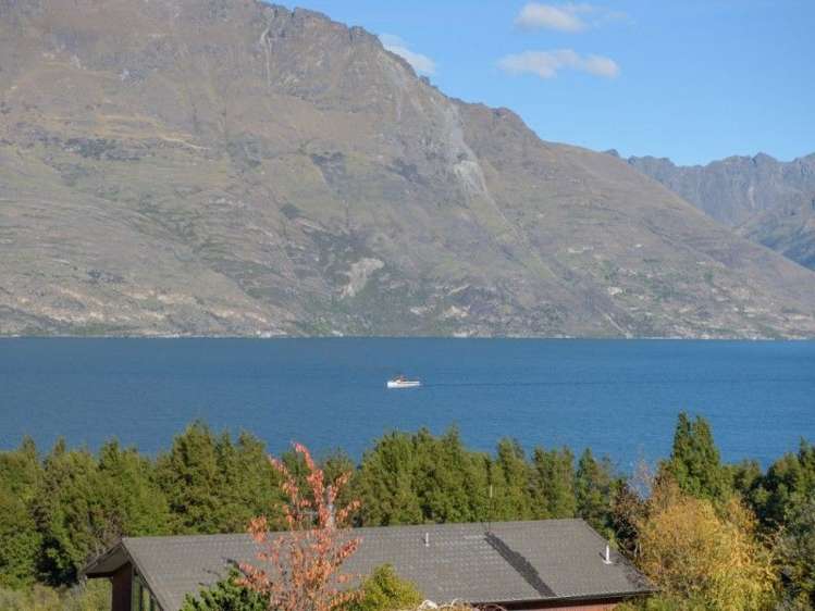 11/8 Mckerrow Place Fernhill/Sunshine Bay_7