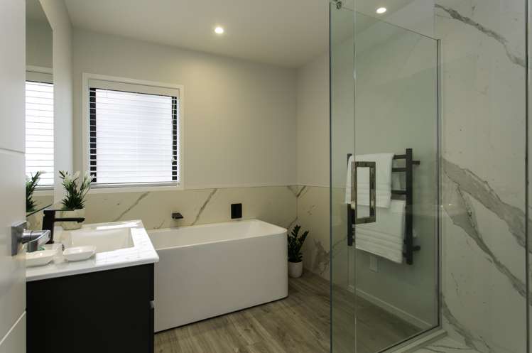 21 Hyatt Close Leamington_13