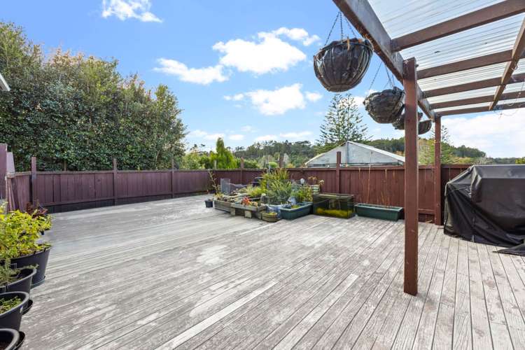 28 Huruhuru Road_5