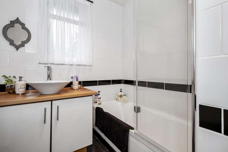 123 District Road Green Island_13