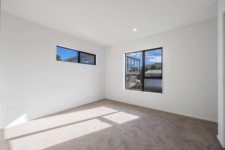 3/621 Glenfield Road Totara Vale_12