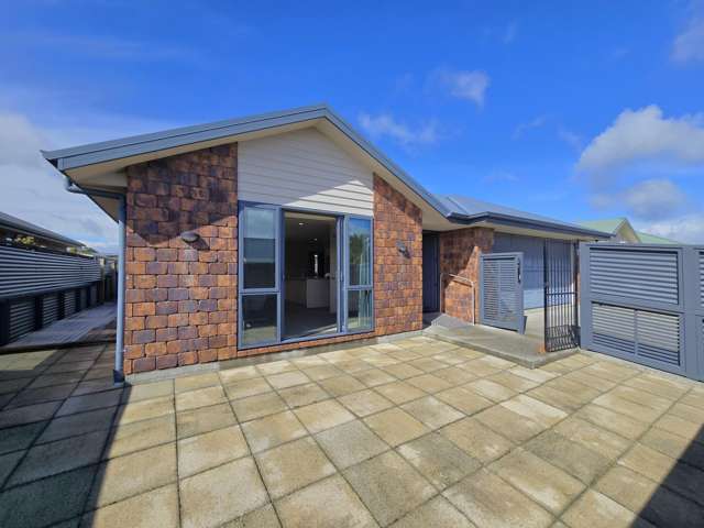 Low-maintenance home in prime Hokitika location
