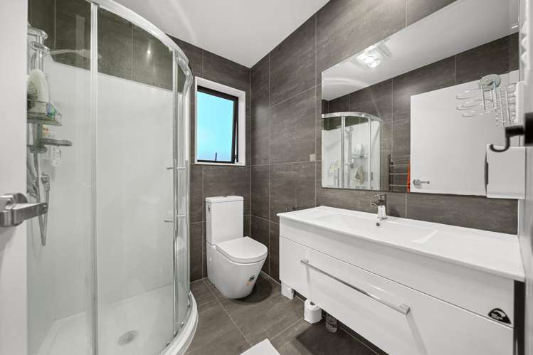 29 Kahui Parade Karaka_16