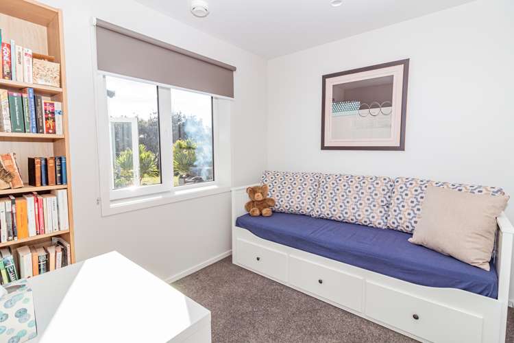 42 Longbeach Drive Castlecliff_10