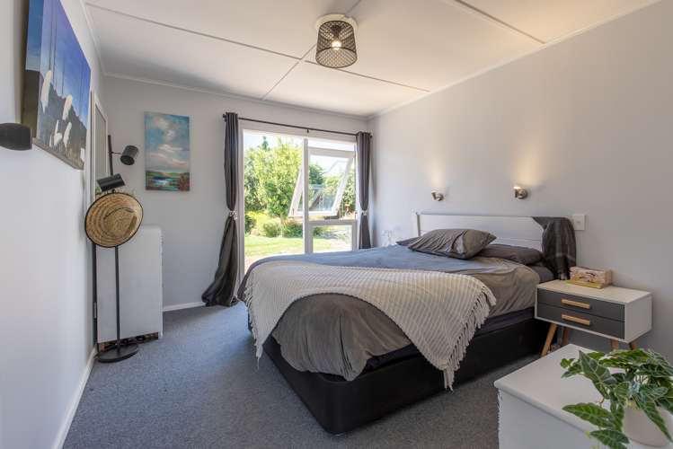 2 Savage Crescent Waipukurau and Surrounds_11