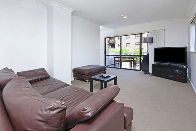 10/46 Carlos Drive Flat Bush_3
