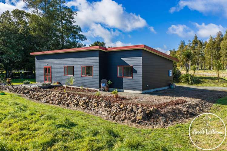 437 Paparoa Station Road_0