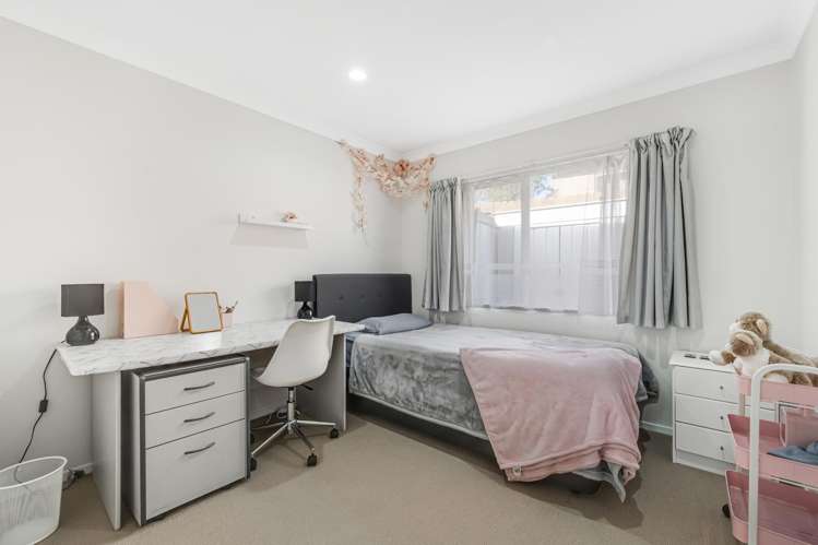 1 Bejoy Rise East Tamaki Heights_16