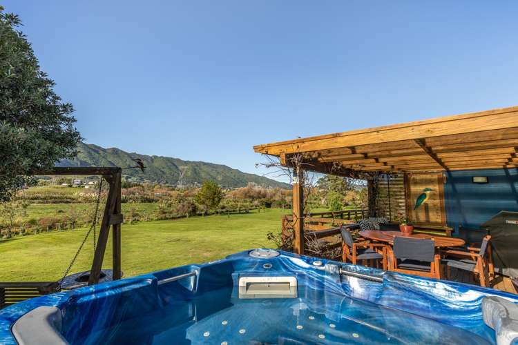 149 Peka Peka Road Peka Peka_12