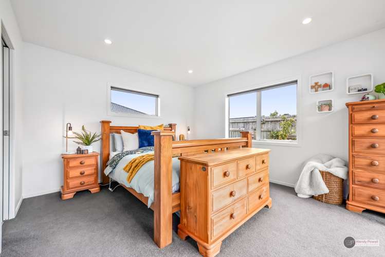 4a Sunstone Crescent Brown Owl_10