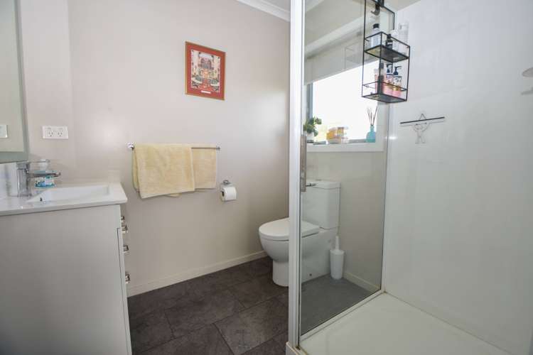 1 Walnut Lane Carterton_14