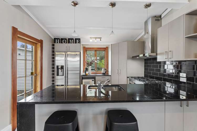 6 Heath Grove Waiwhetu_18