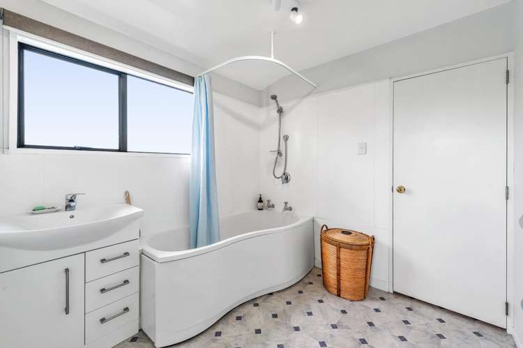 28 Hastings Street Southbridge_21