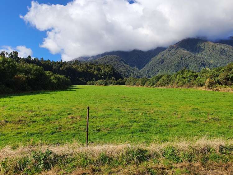 217 Poerua Valley Road Harihari_14