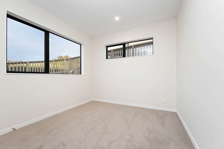 16 & 16A Katote Avenue Swanson_38