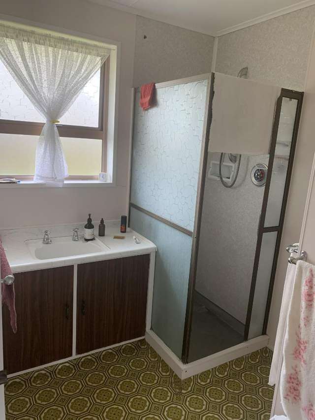 2/136 High Street Bulls_4