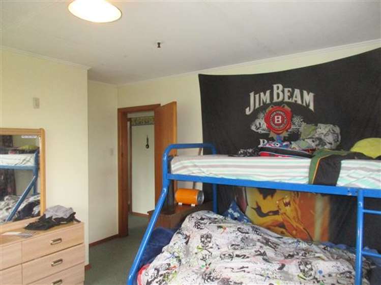 15 Kennard Crescent Karitane_5