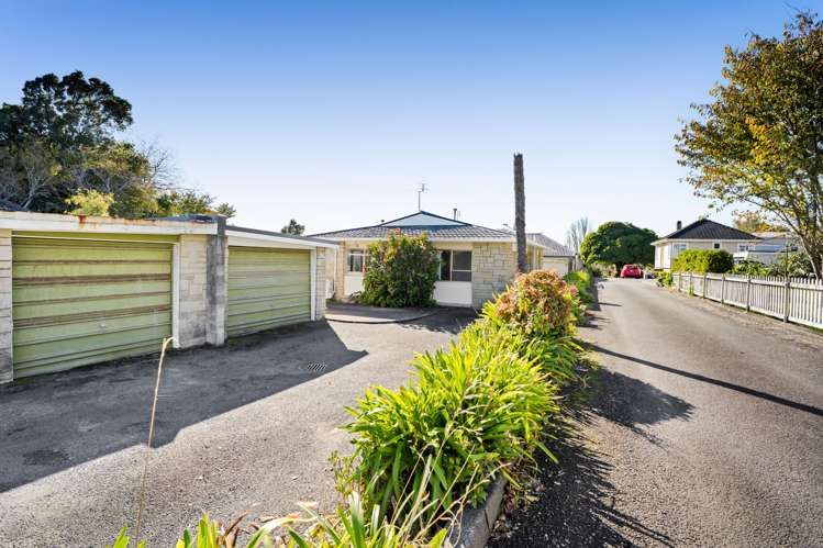 2/43 Mangorei Road Strandon_24