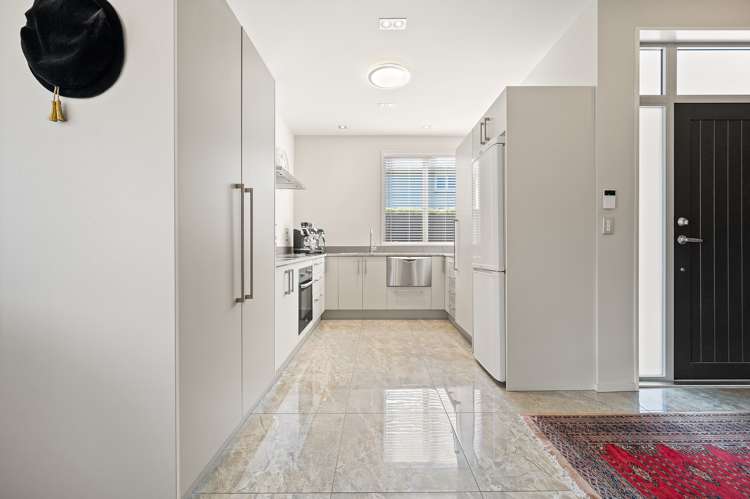 2/10 Rata Street Riccarton_11