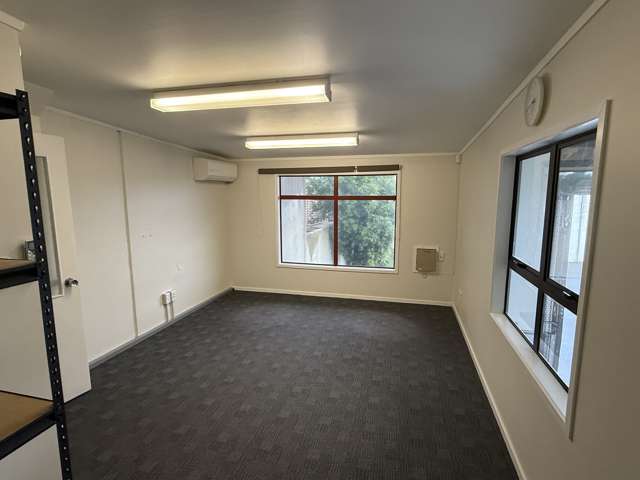 12/51 Ash Road Wiri_3