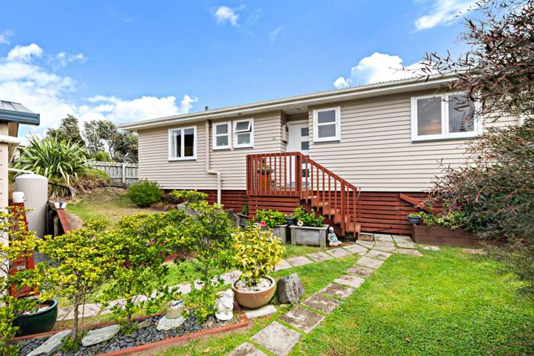 26 Ashwell Drive Port Waikato_16