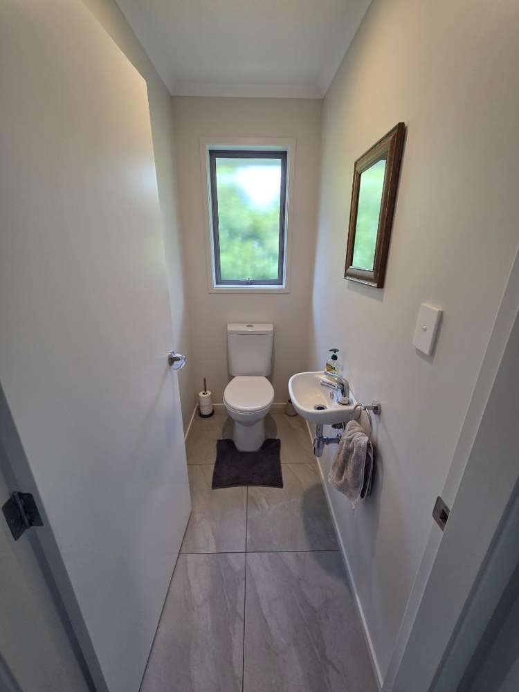 1 Meadowviews Drive 1185_15