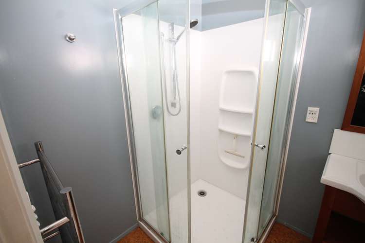 3 James Place Opaheke_13