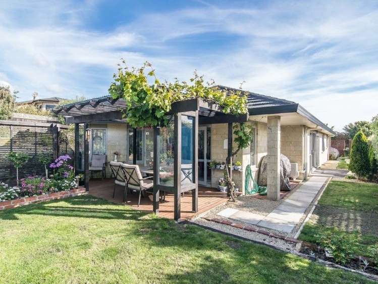 12 Rifleman Lane Paraparaumu Beach_14