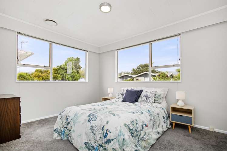 4 Monterey Place Totara Park_10