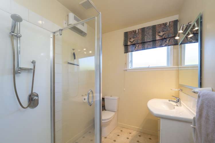 8 Hanrahan Street Allenton_13