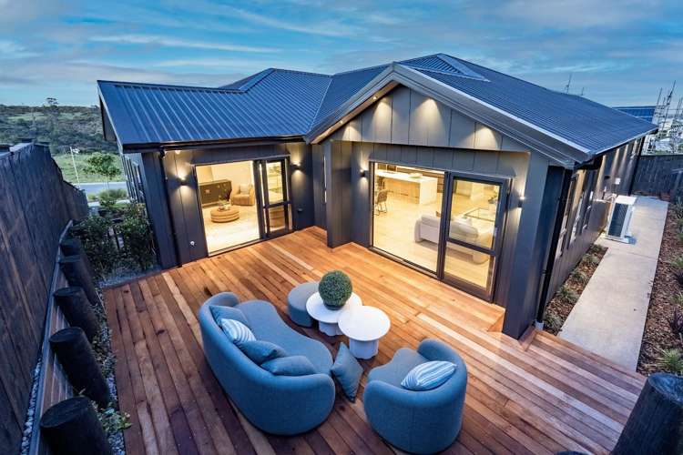 7 Halcyon Bay Lane Orewa_21