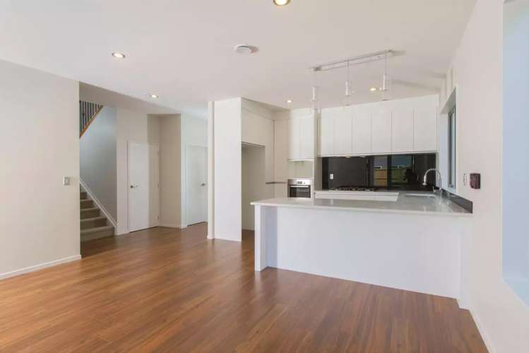 67 Killarney Drive Flat Bush_7