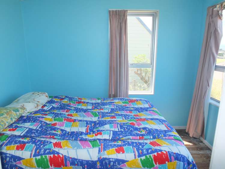 7 Ocean Beach Street Foxton Beach_8