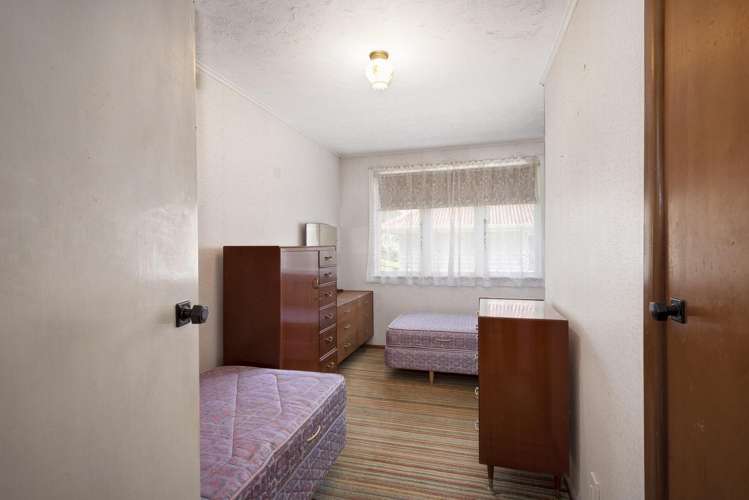 172 Champion Street Cannons Creek_8