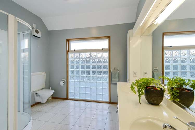 15 Dorfold Mews Avonhead_13