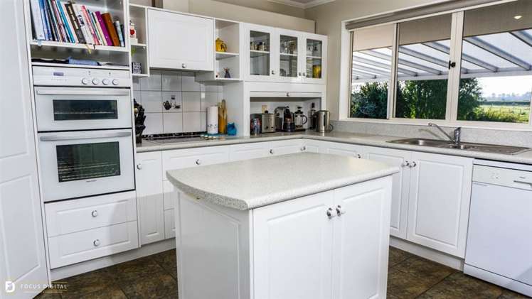 864 Lower Queen Street Richmond_30