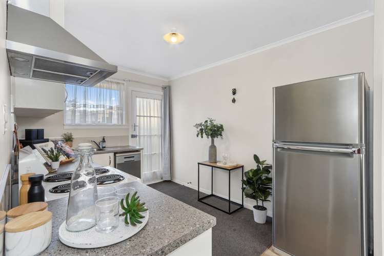 3/64 Osborne Street Waltham_2