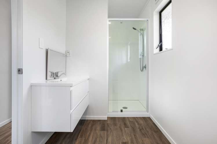 104 Titiro Place_3