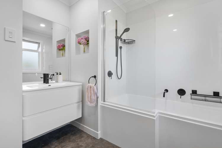 20 Keith Elliott Street Feilding_12