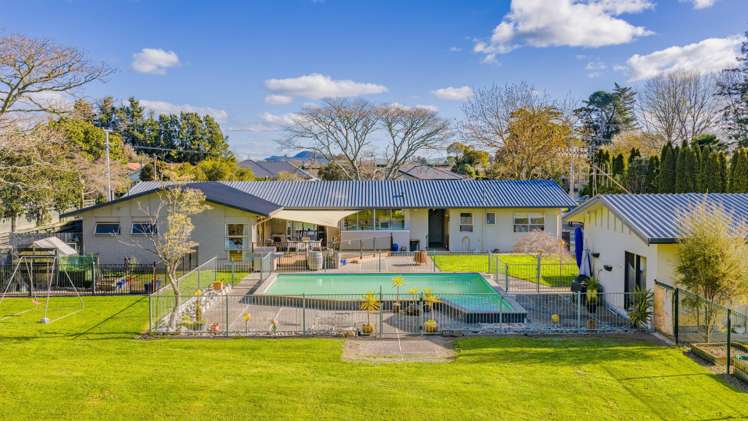 10 France Road Longlands_16