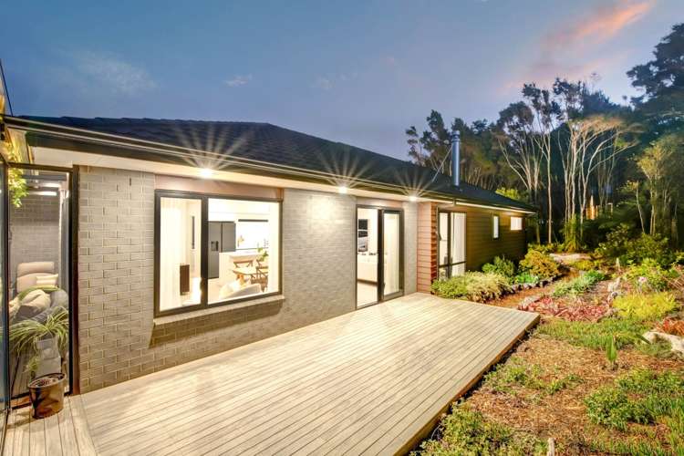 49 Scott Road Stanmore Bay_30